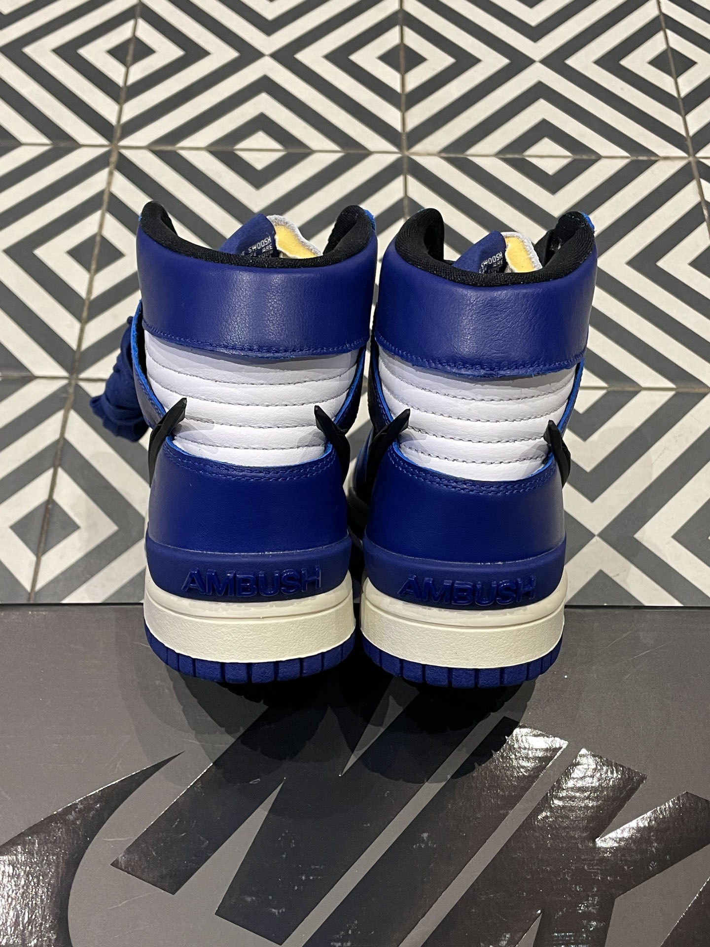 Dunk High Ambush Deep Royal (Tailles 36,5/37,5/38,5/42)