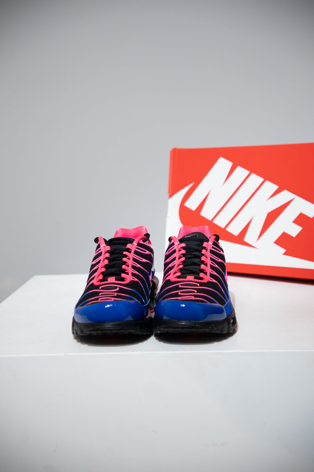Air Max Plus (TN) Black Racer Blue Pink (Taille 41)