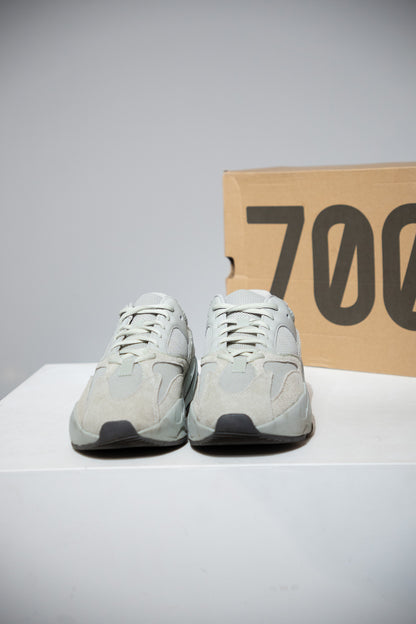 Yeezy 700 V1 Salt (Taille 42 2/3)