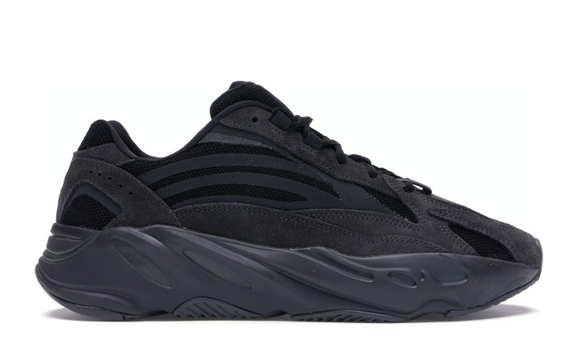 Yeezy 700 Vanta Black — officielle