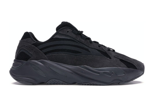 Yeezy 700 Vanta Black — officielle