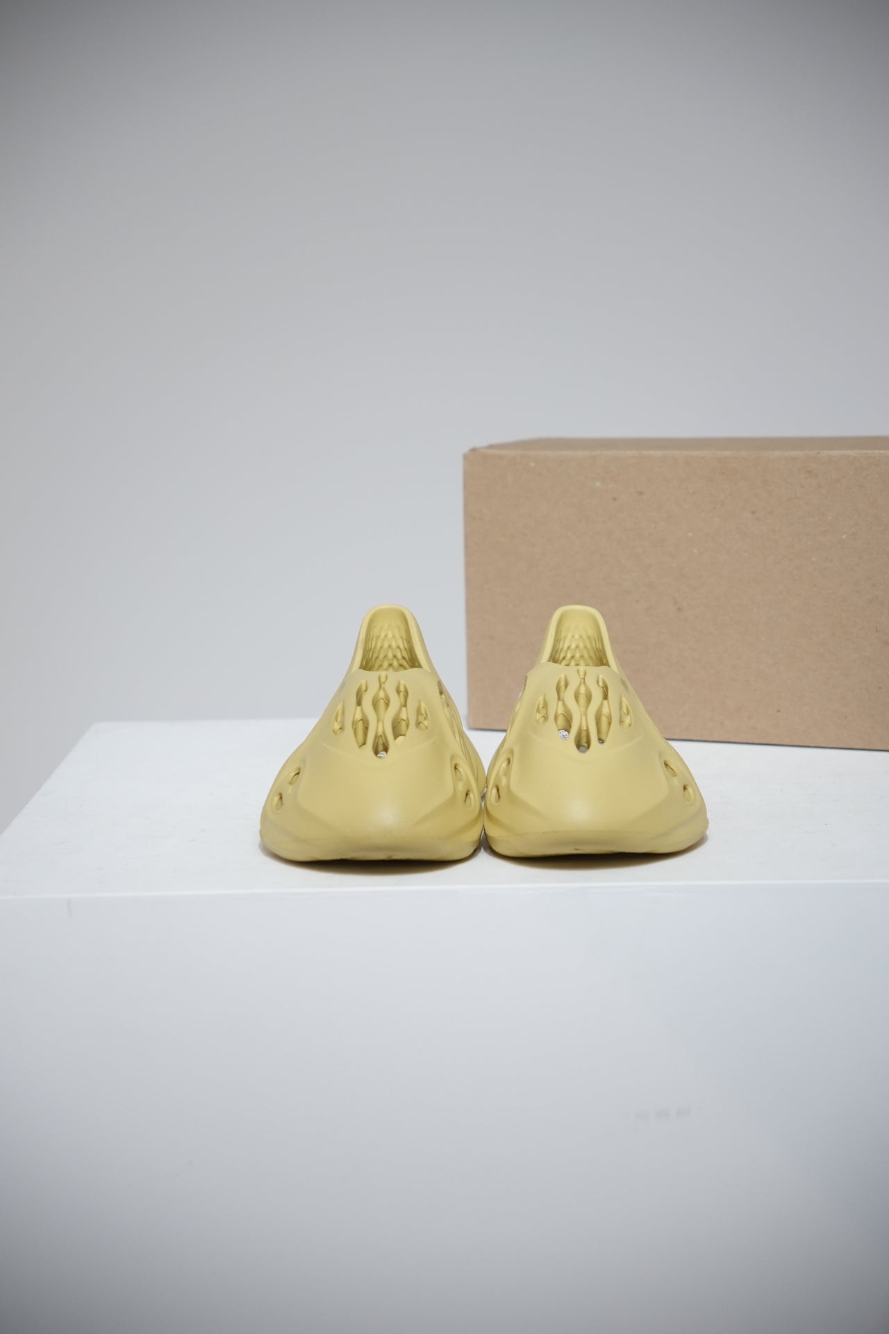 Yeezy Foam Runner Ochre (Taille 42)