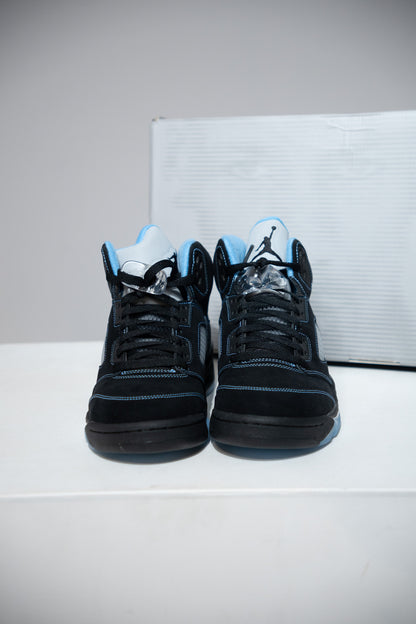Jordan 5 Black University Blue (Taille 40)