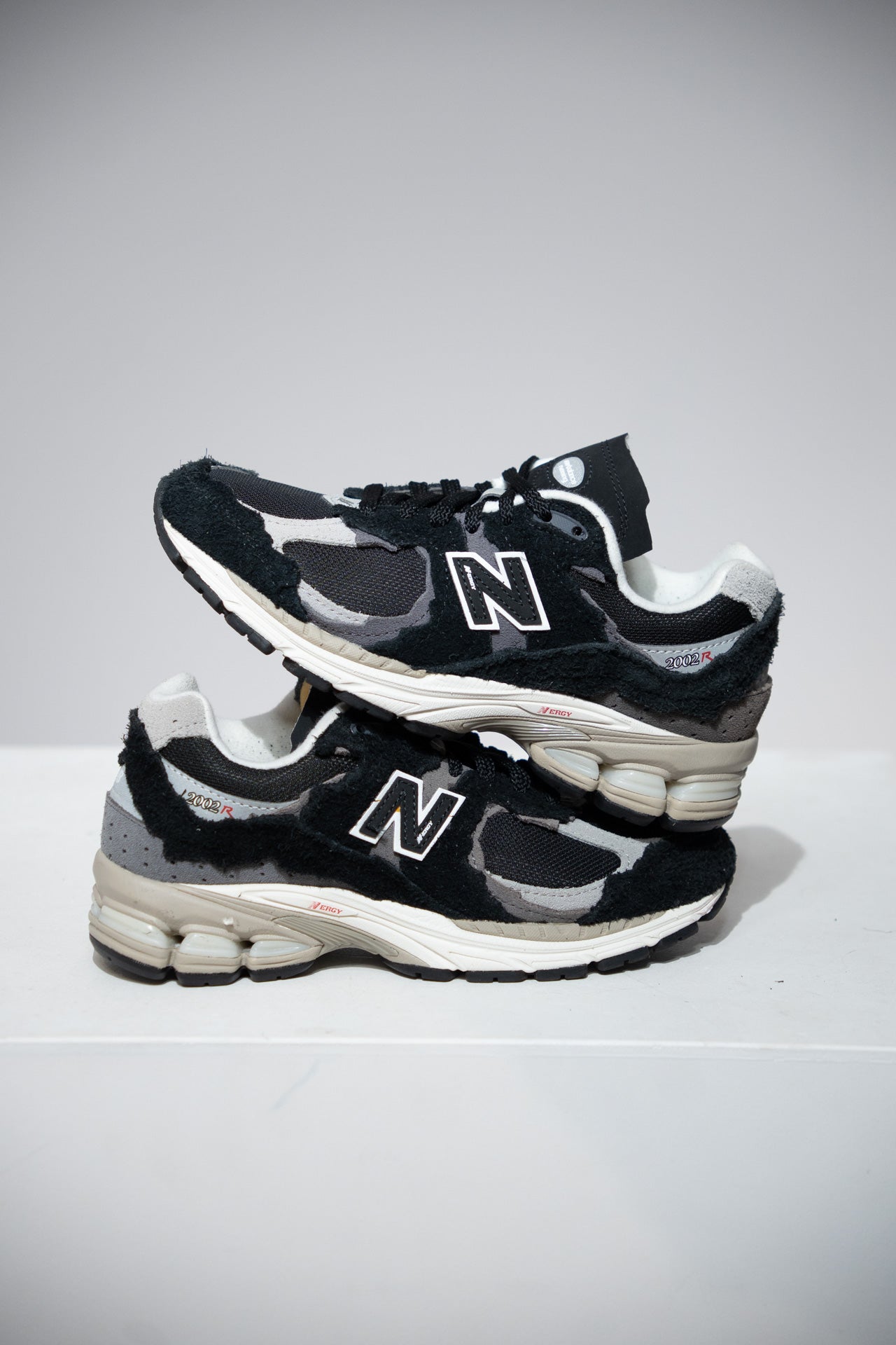 New Balance 2002R Protection Pack Black (Taille 36)