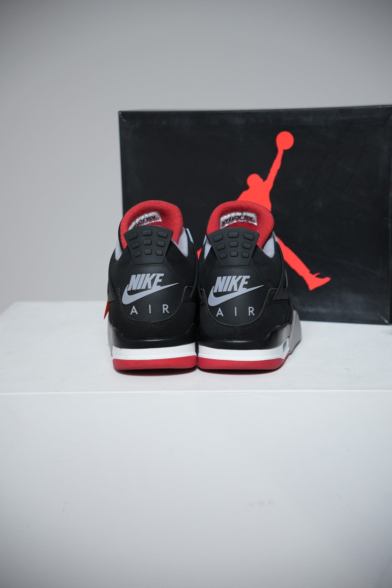 Jordan 4 Bred 2019 (Taille 45)