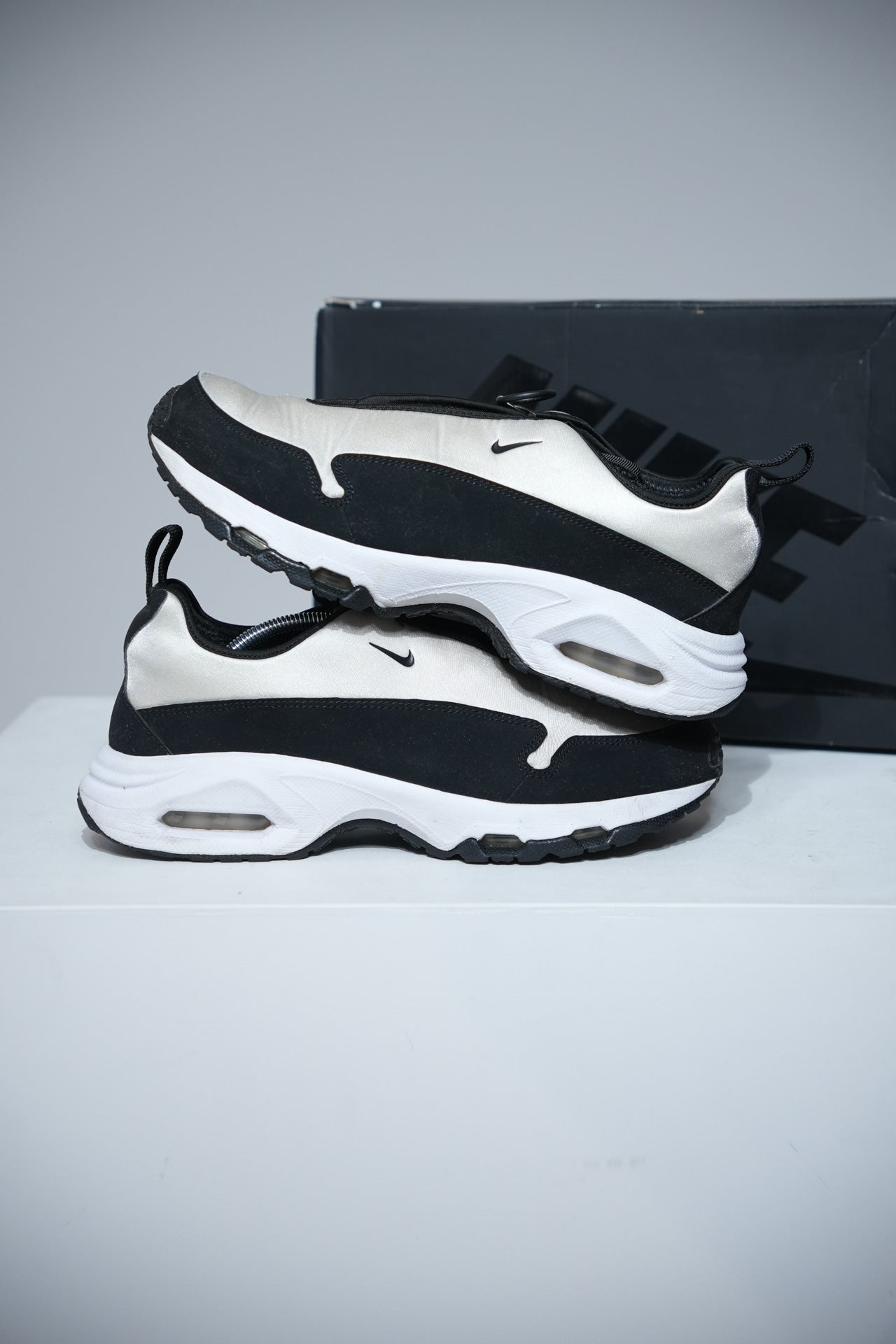 Air Max Sunder Black White (Taille 42)