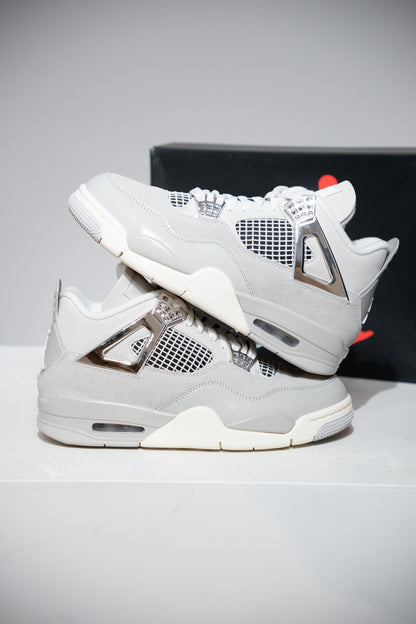Jordan 4 Frozen Moments (Taille 39)