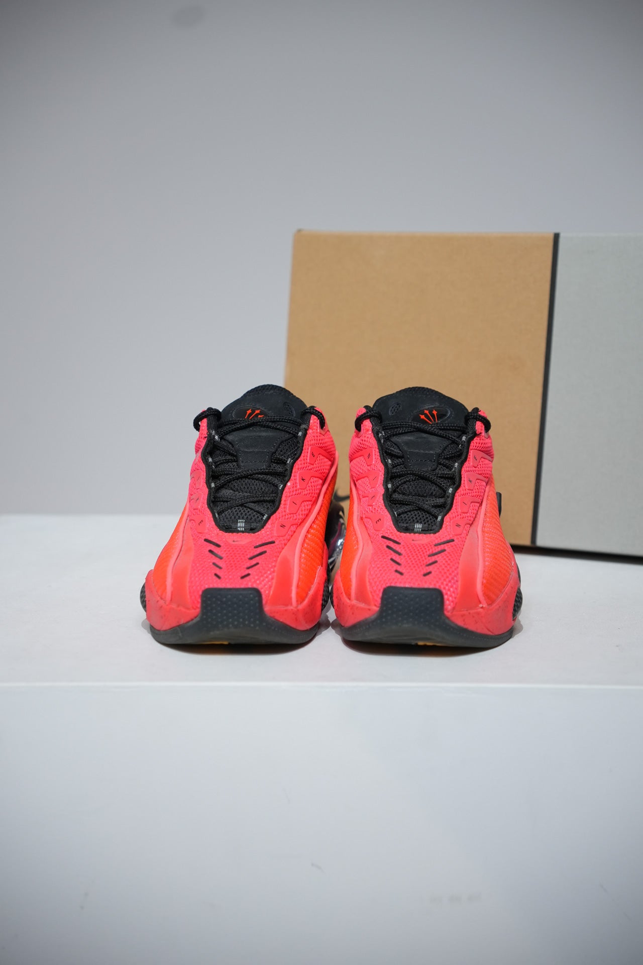Nocta Glide Crimson (Taille 38)