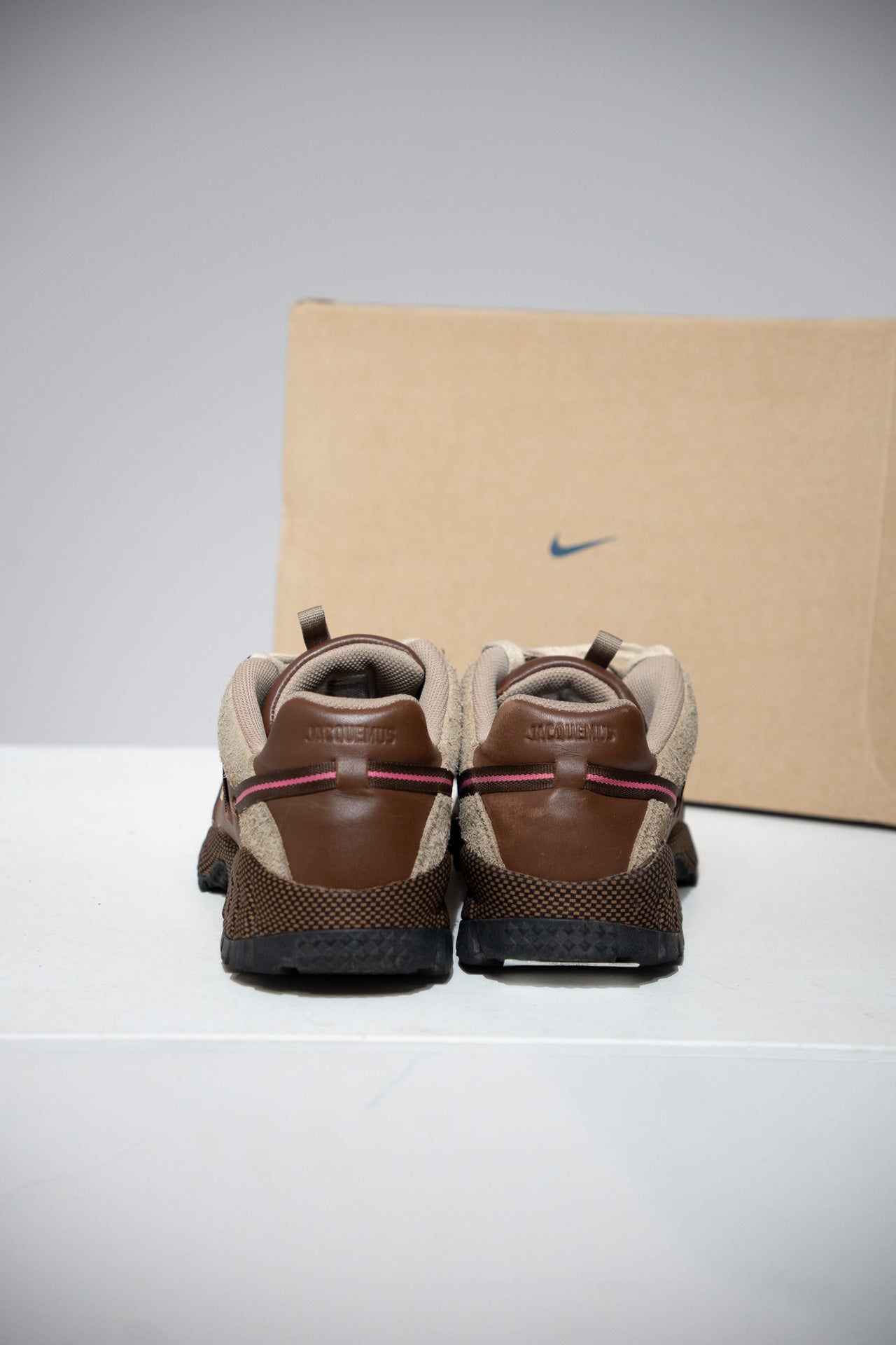 Jacquemus Air Humara Brown (Taille 42)