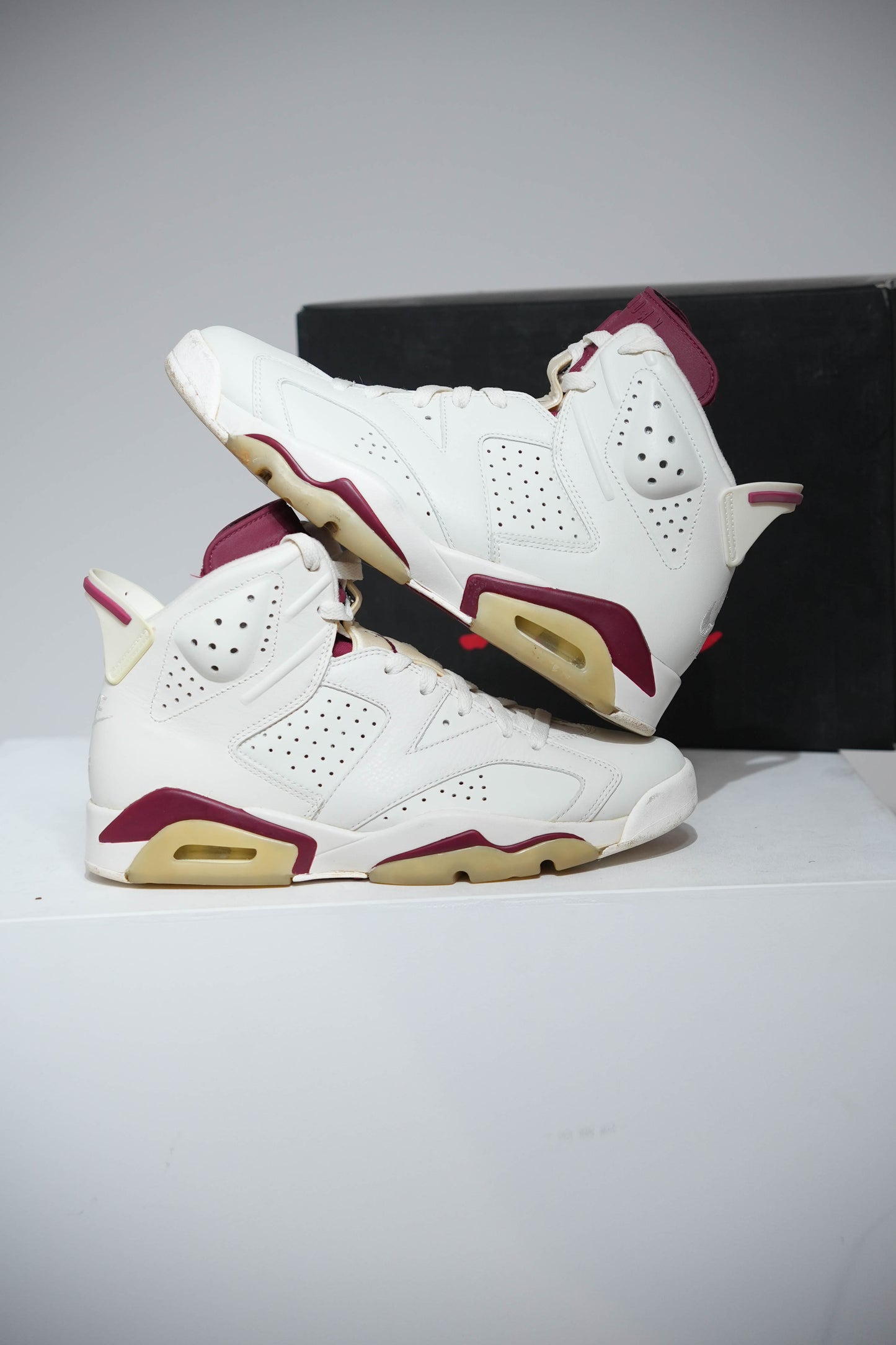 Jordan 6 Marron (Taille 42,5)