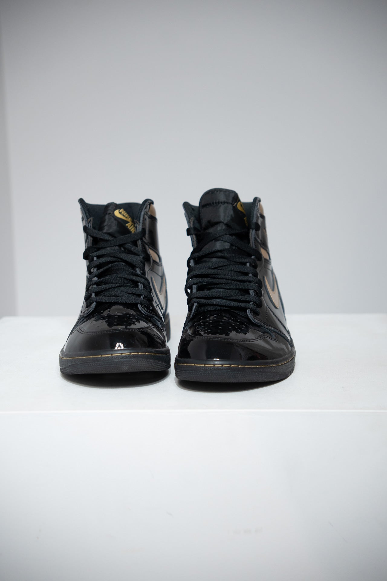 Jordan 1 High Metallic Gold (Taille 47,5)