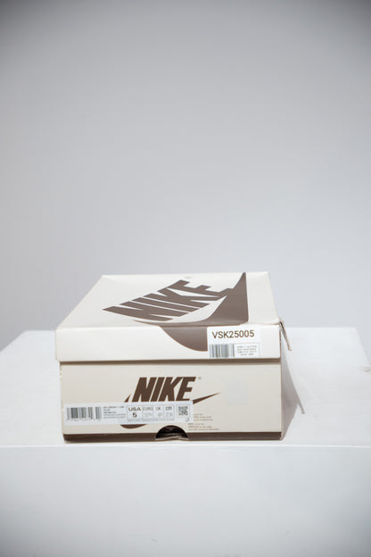 Jordan 1 Low Travis Scott Velvet Brown (Taille 37,5)