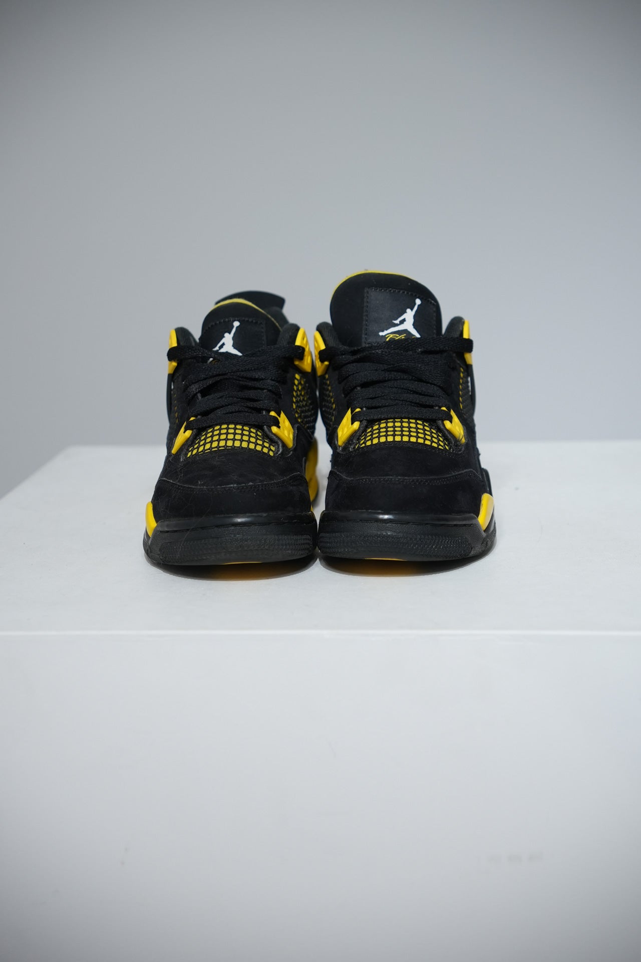 Jordan 4 Thunder GS (Taille 37,5)