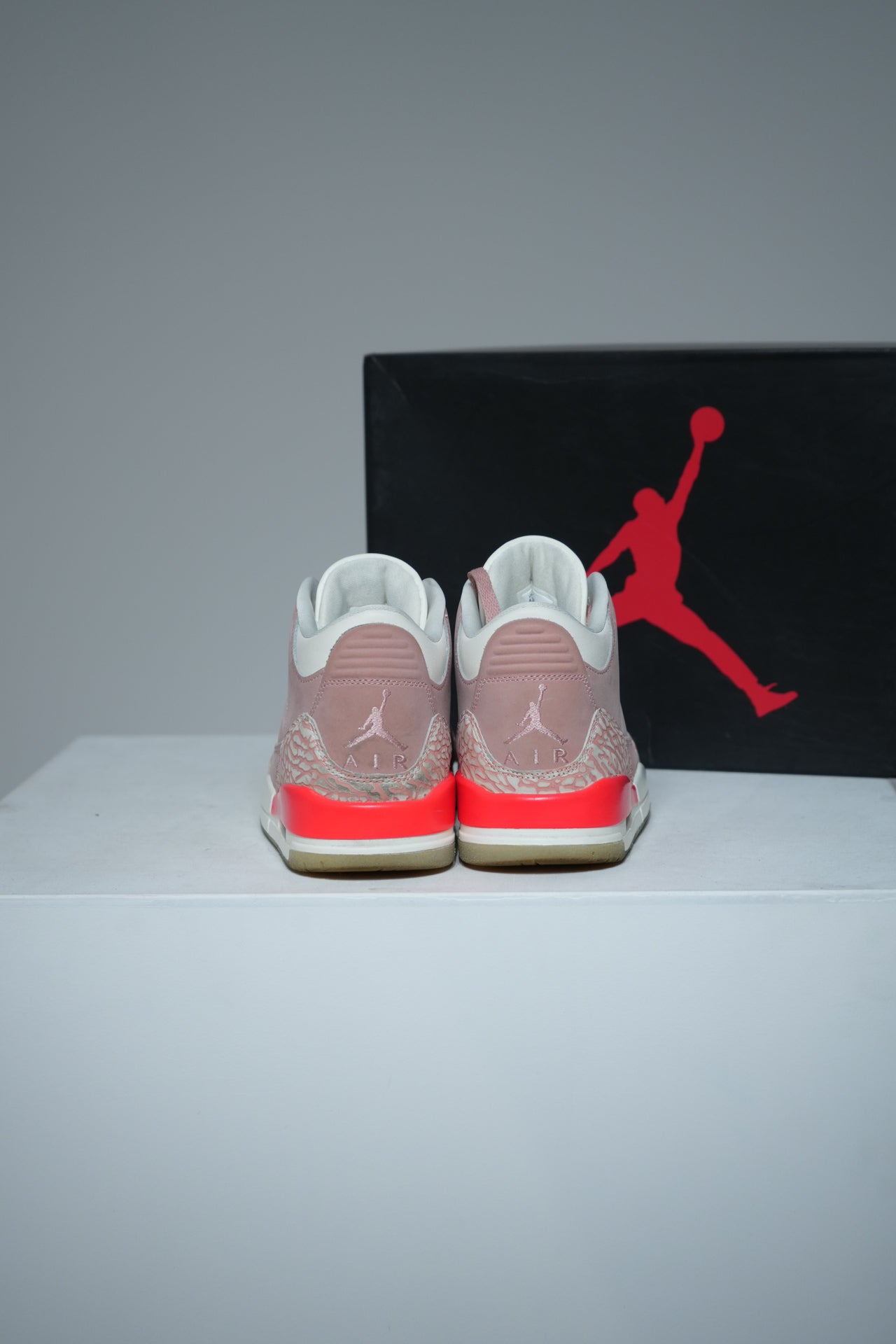 Jordan 3 Rust Pink (Taille 40)