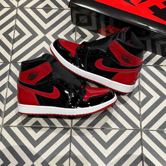 Jordan 1 High Patent Bred (Taille 40,5)