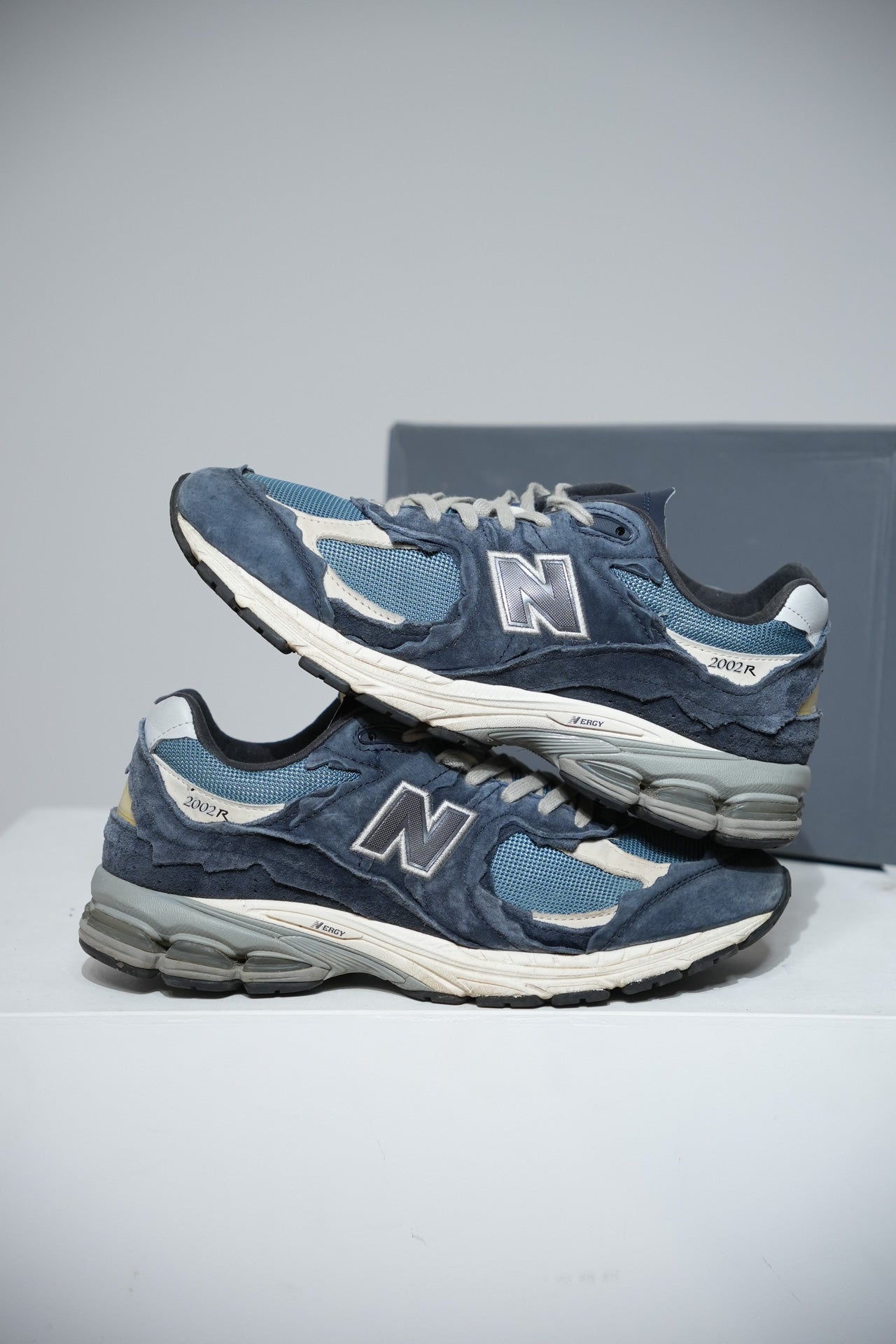 New Balance 2002R Protection Pack Navy (Taille 44,5)