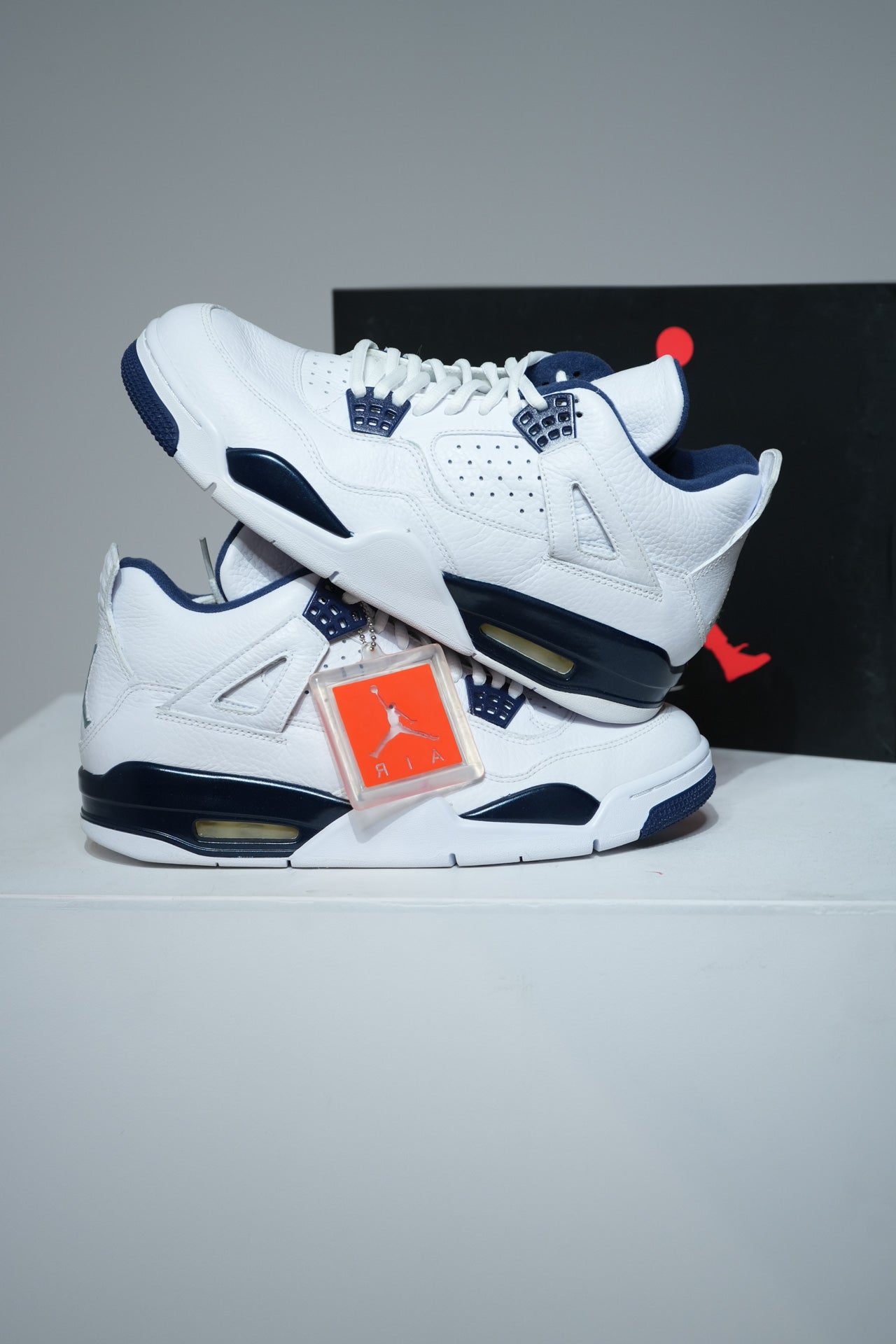 Jordan 4 Columbia (Taille 42,5)