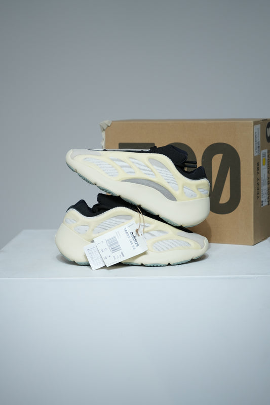 Yeezy 700 Azael (Taille 36,5)