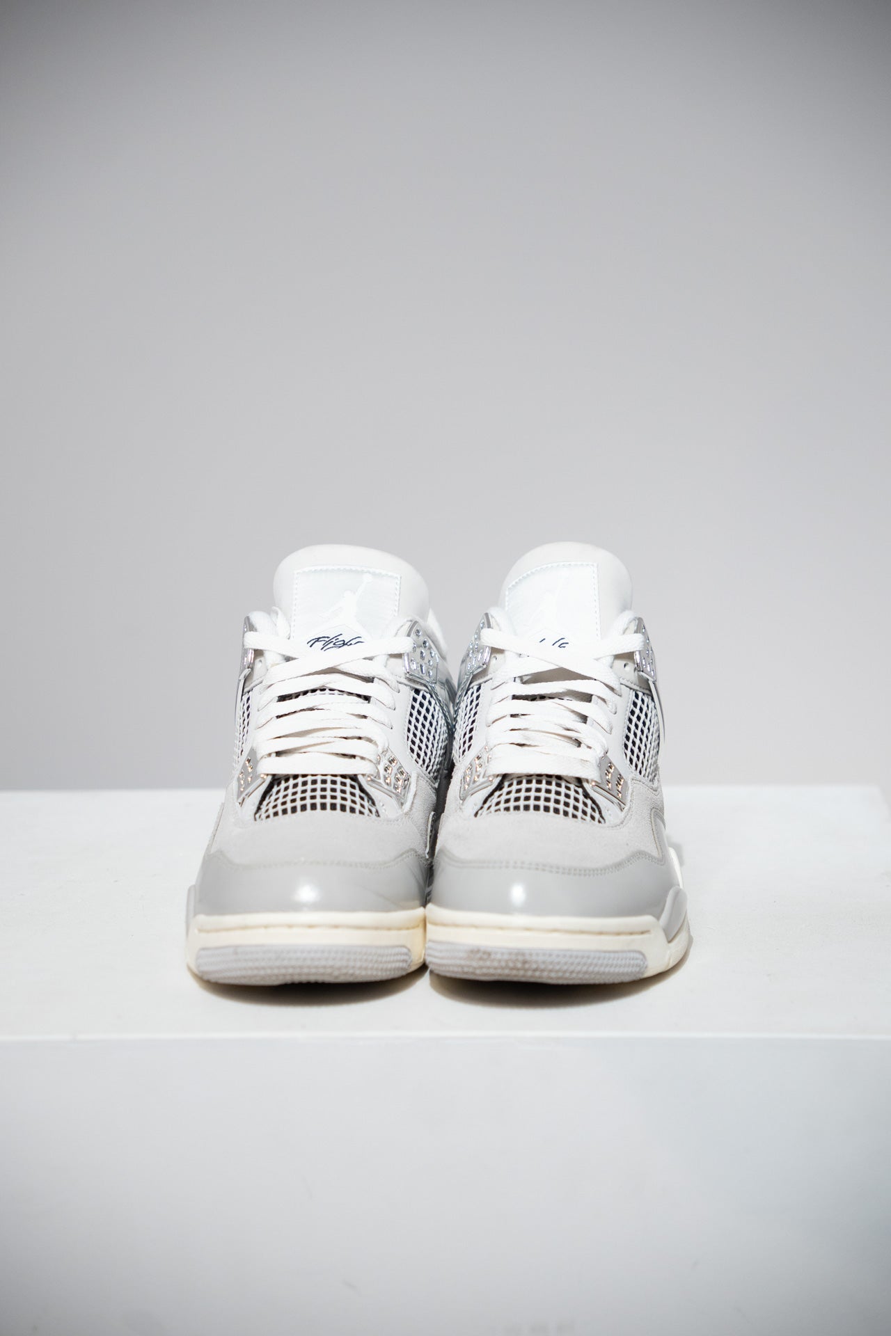Jordan 4 Frozen Moments (Taille 41)
