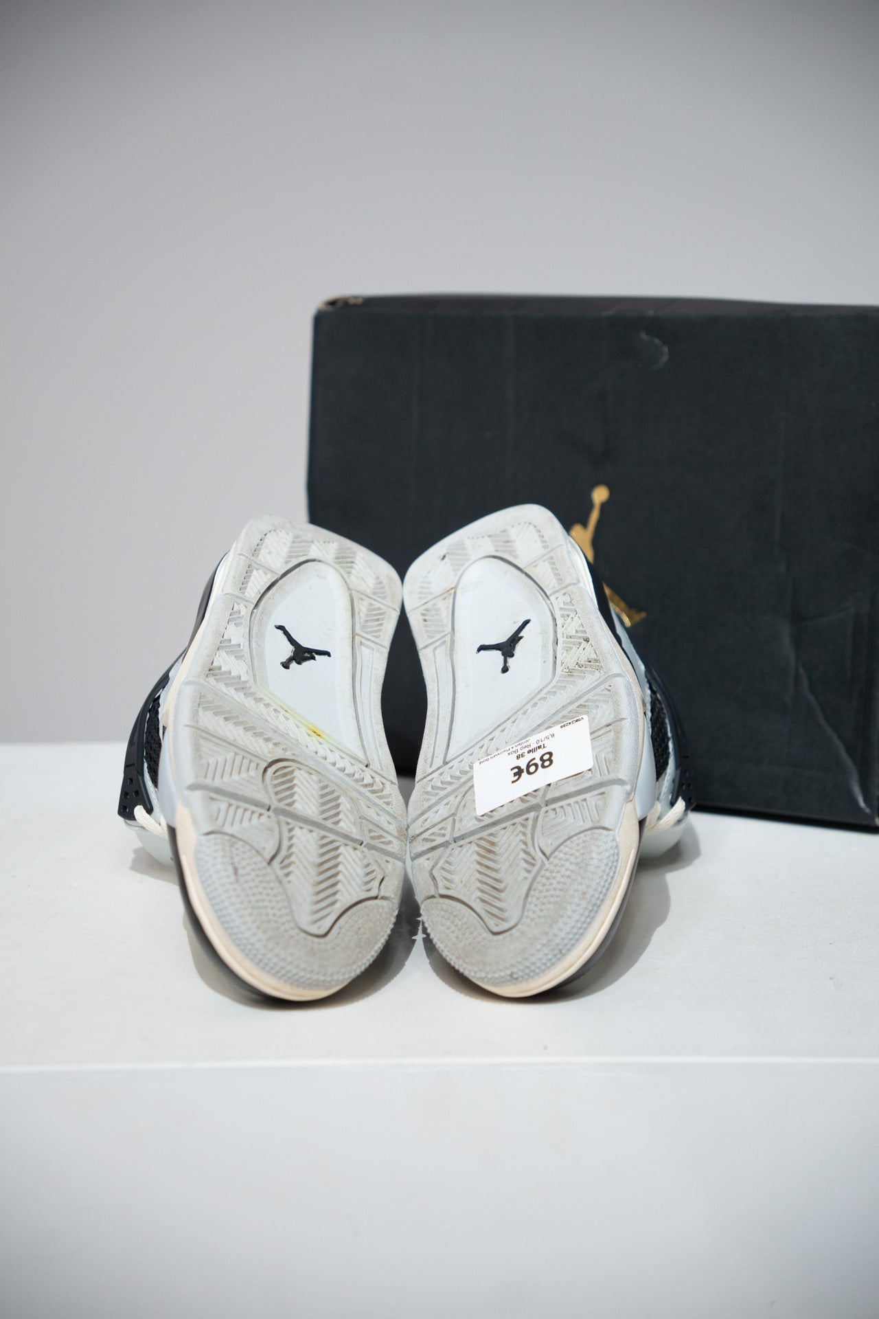 Jordan 4 Platinium Gold (Taille 38)