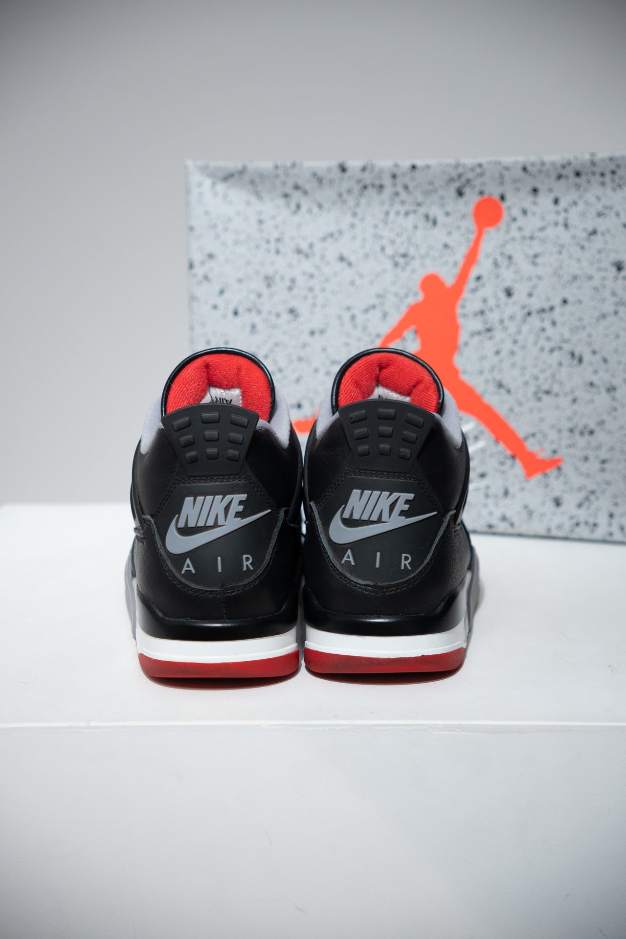 Jordan 4 Bred Reimagined (Taille 44)
