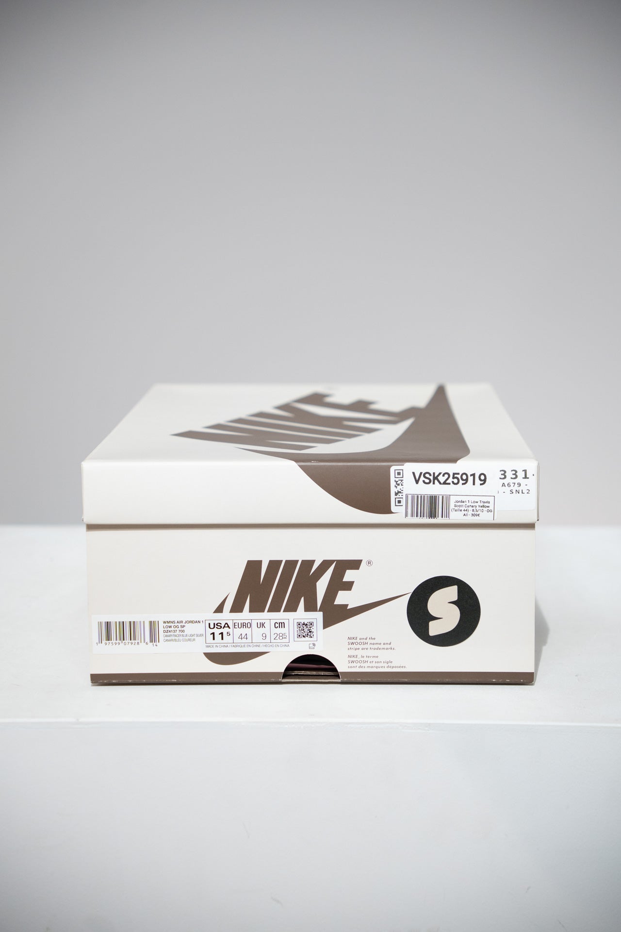 Jordan 1 Low Travis Scott Canary Yellow (Taille 44)