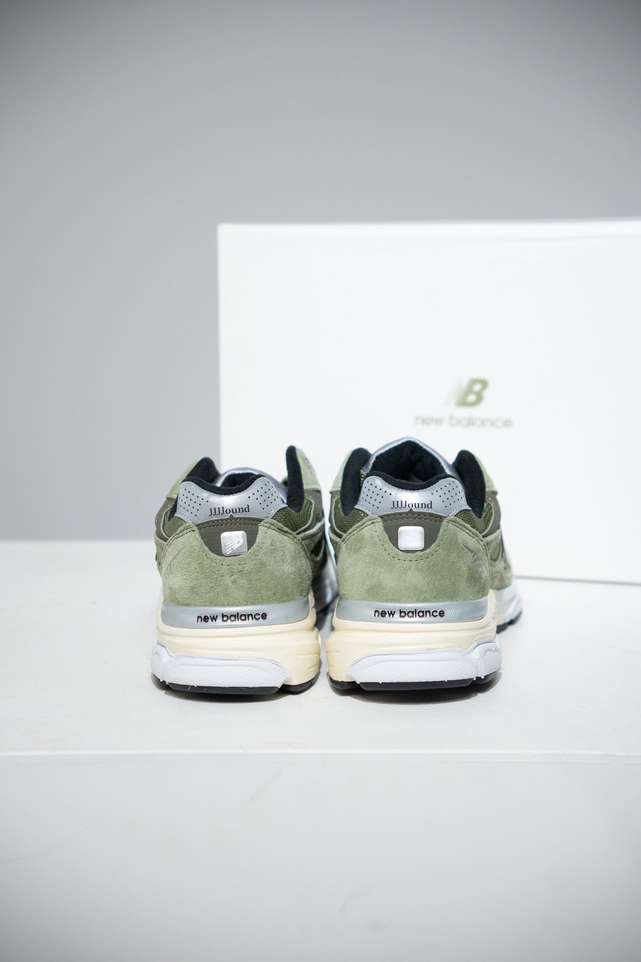 New Balance 990 V3 JJJJOund olive (Taille 40)