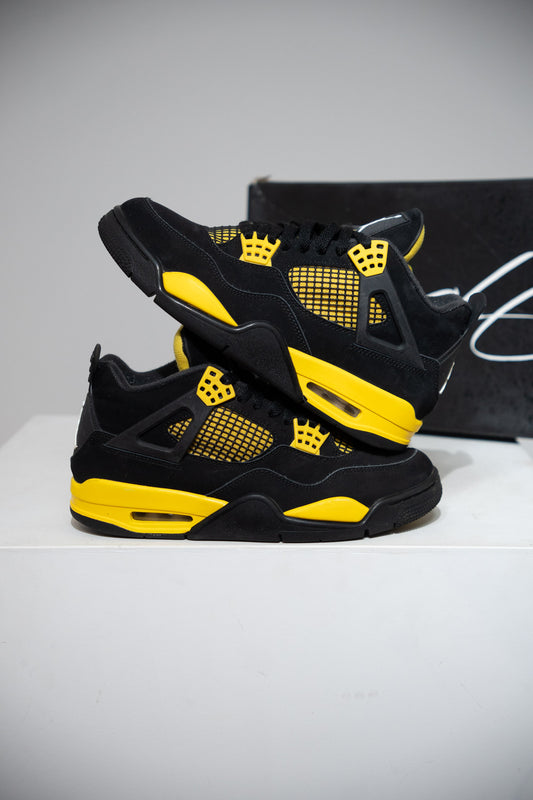 Jordan 4 Thunder (Taille 41)