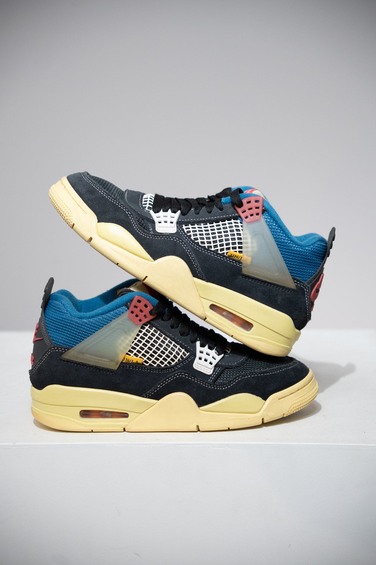 Jordan 4 Union Off-Noir (Taille 38)