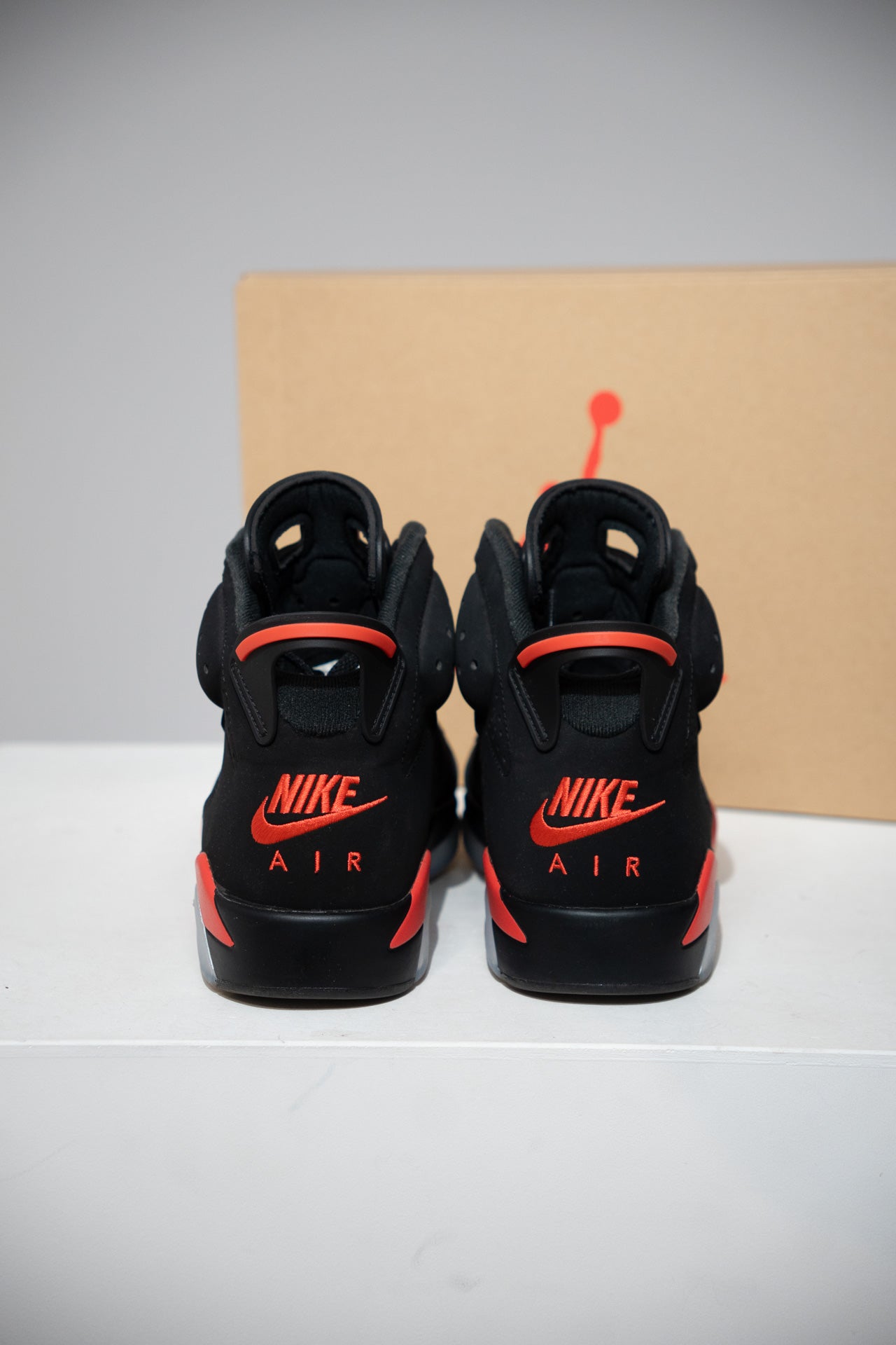 Jordan 6 Salesman (Taille 44,5)