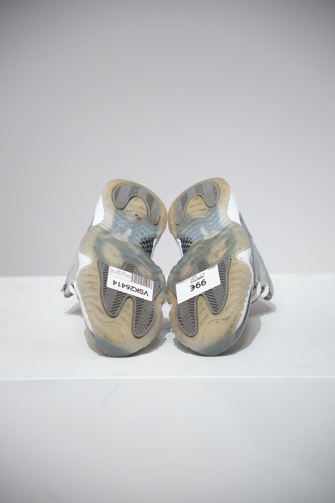 Jordan 11 Cool Grey GS (Taille 37,5)