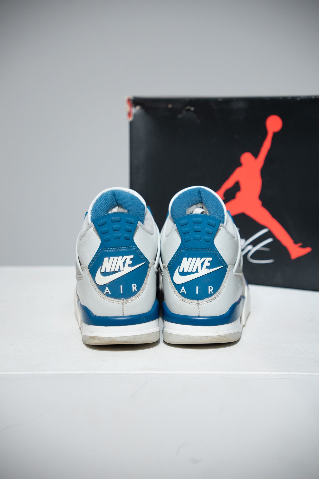 Jordan 4 Military Blue 2024 (Taille 41)