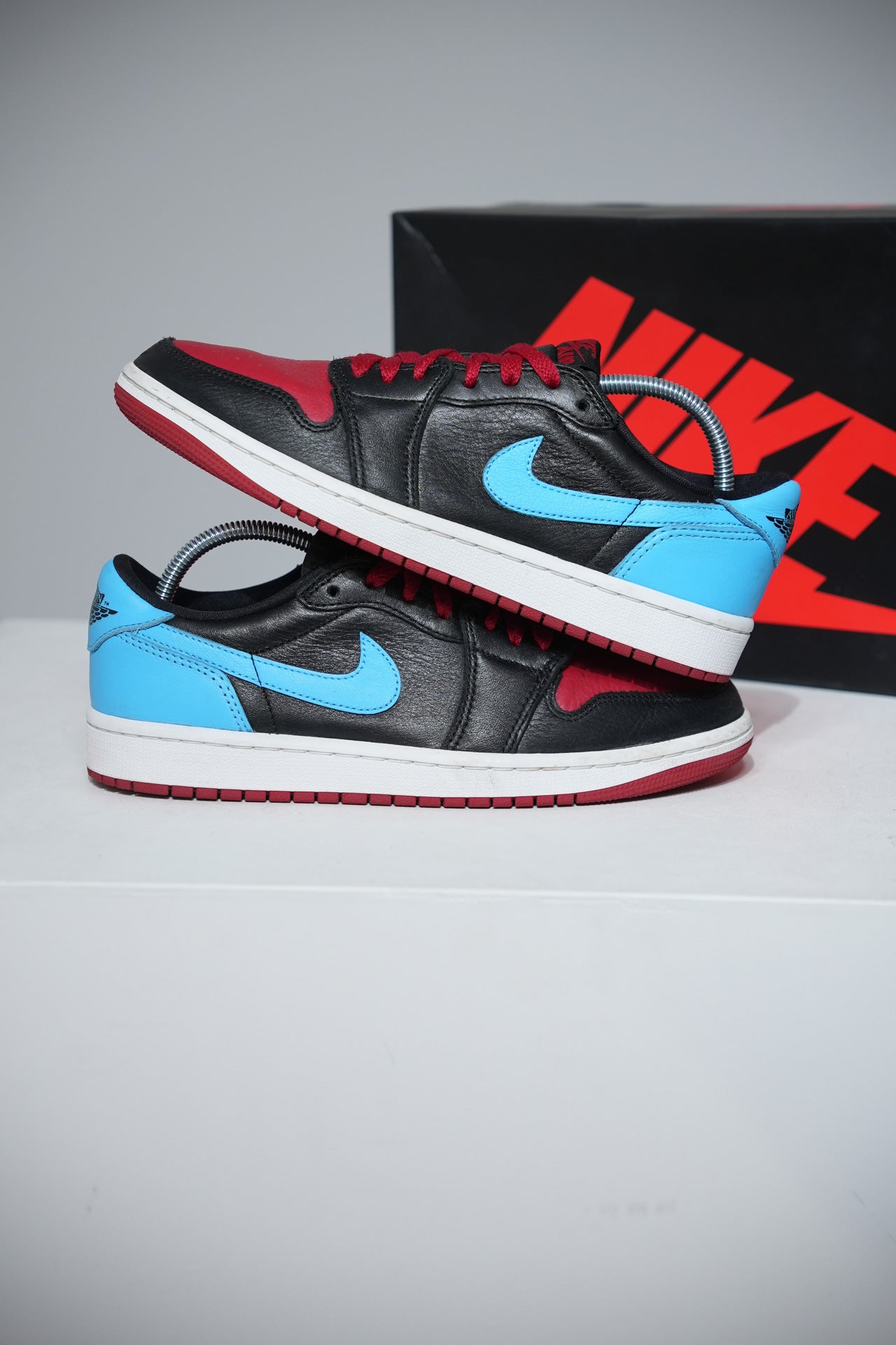 Jordan 1 Low UNC To Chi (Taille 40,5)
