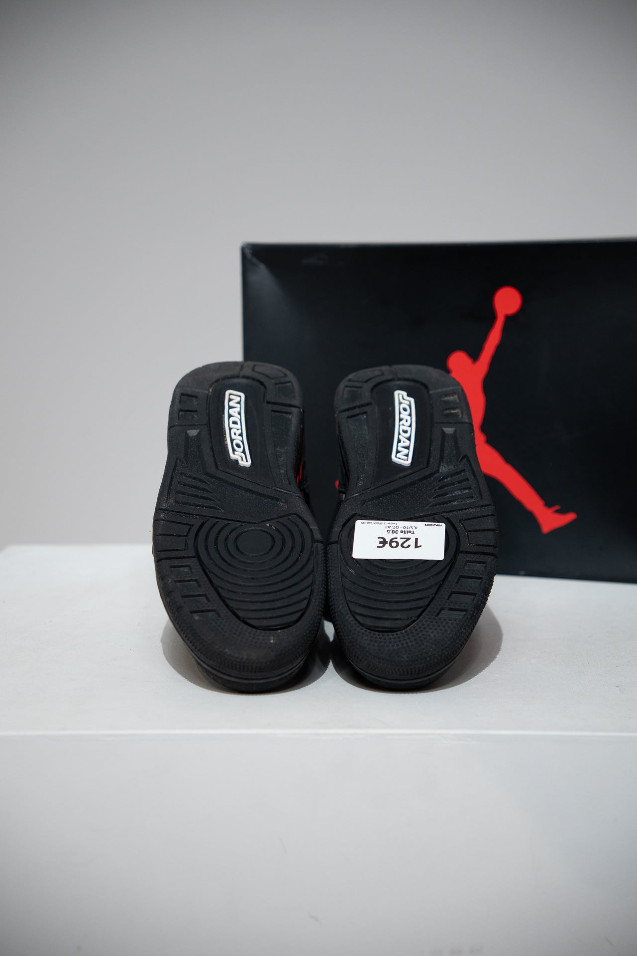 Jordan 3 Black Cat GS (Taille 38,5)