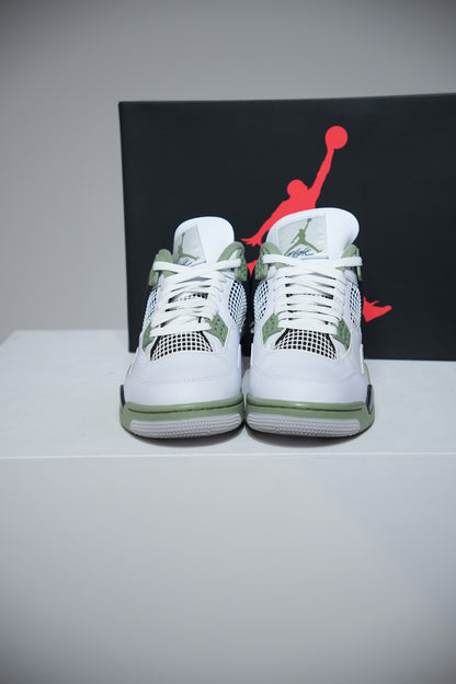 Jordan 4 Seafoam (Taille 37,5)