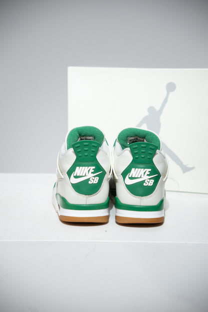 Jordan 4 SB pine Green (Taille 41)