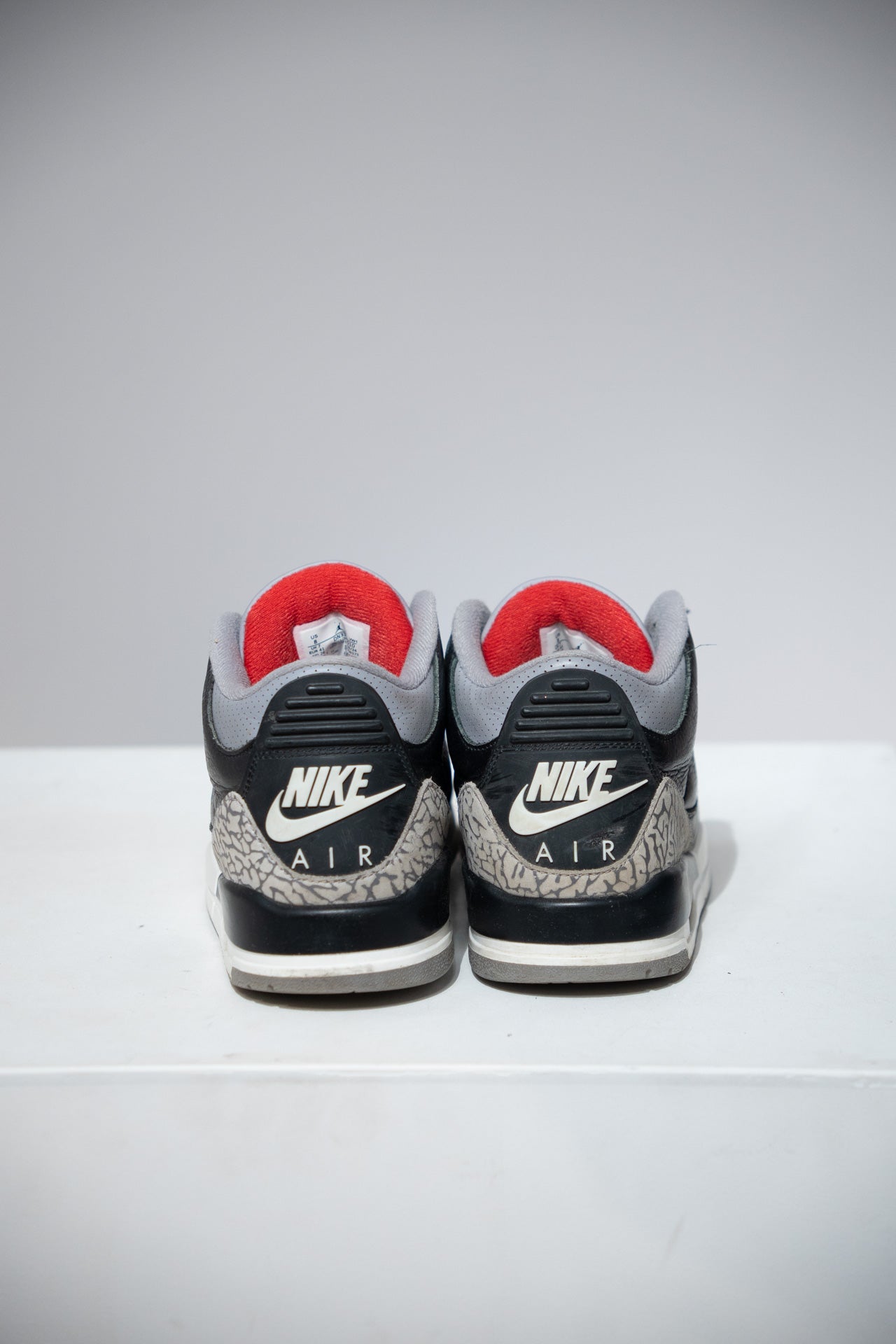 Jordan 3 Black Cement Reimagined (Taille 41)