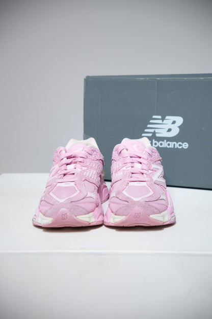 New Balance 9060 Asos Pink (Taille 38,5)