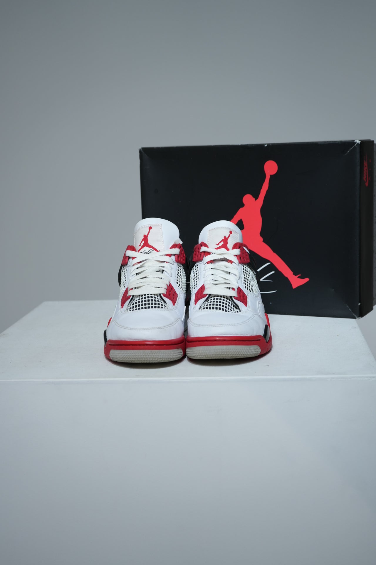Jordan 4 Fire Red 2020 (Taille 40,5)