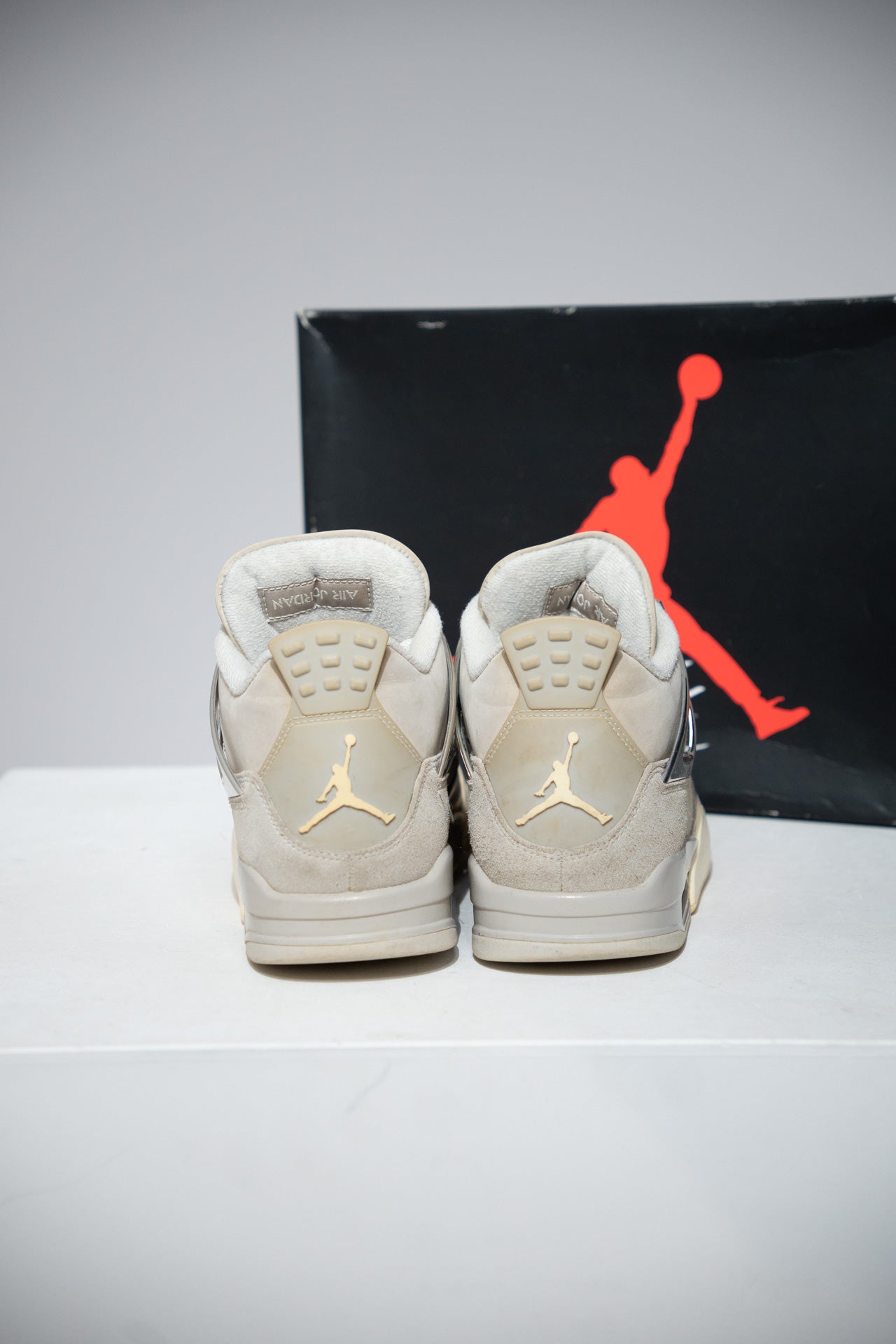 Jordan 4 Frozen Moments (Taille 42)