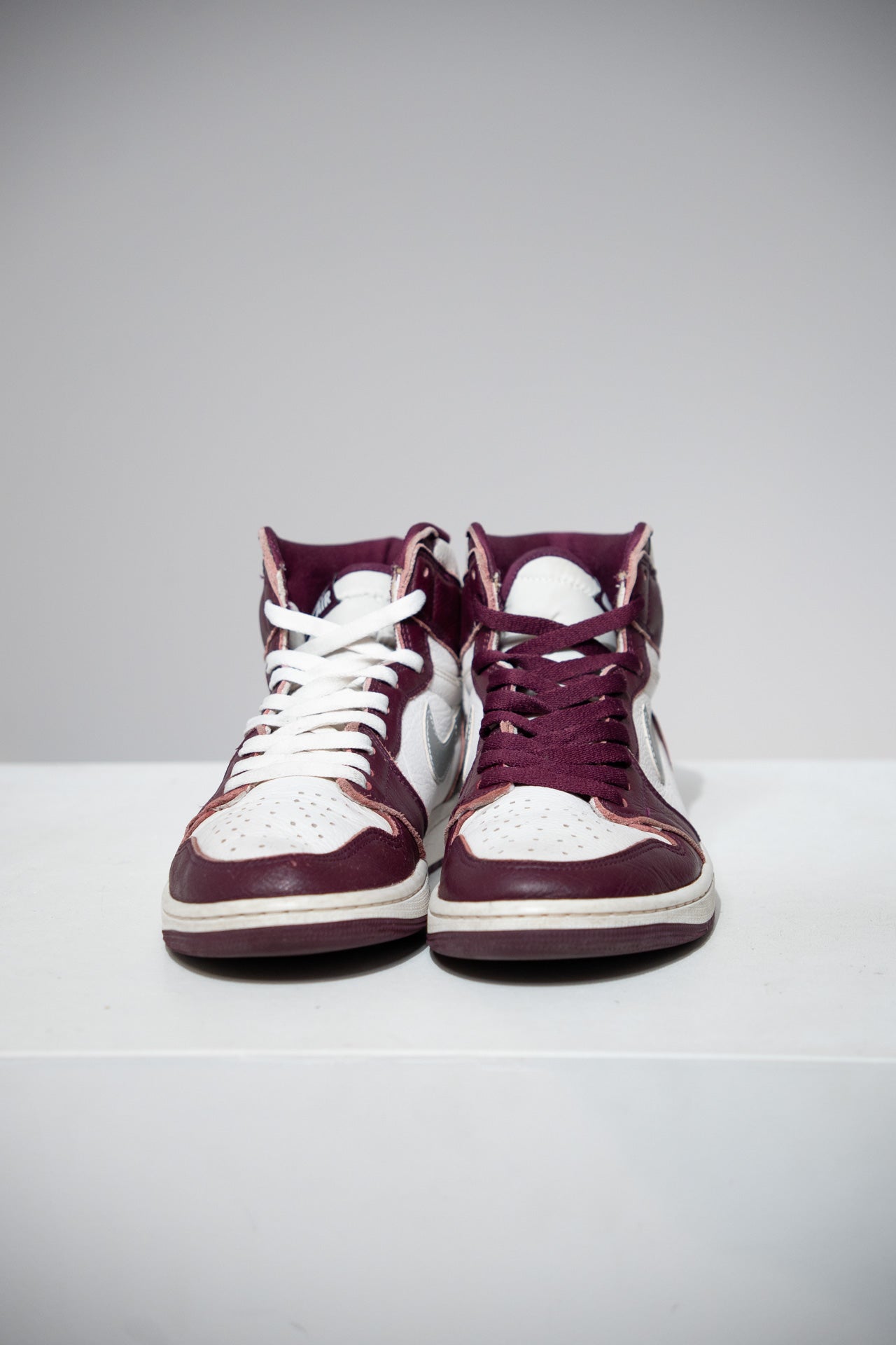 Jordan 1 High Bordeaux (Taille 43)