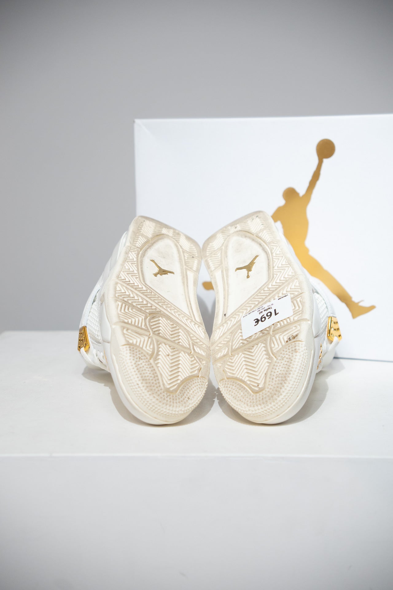 Jordan 4 Metallic Gold (Taille 40)