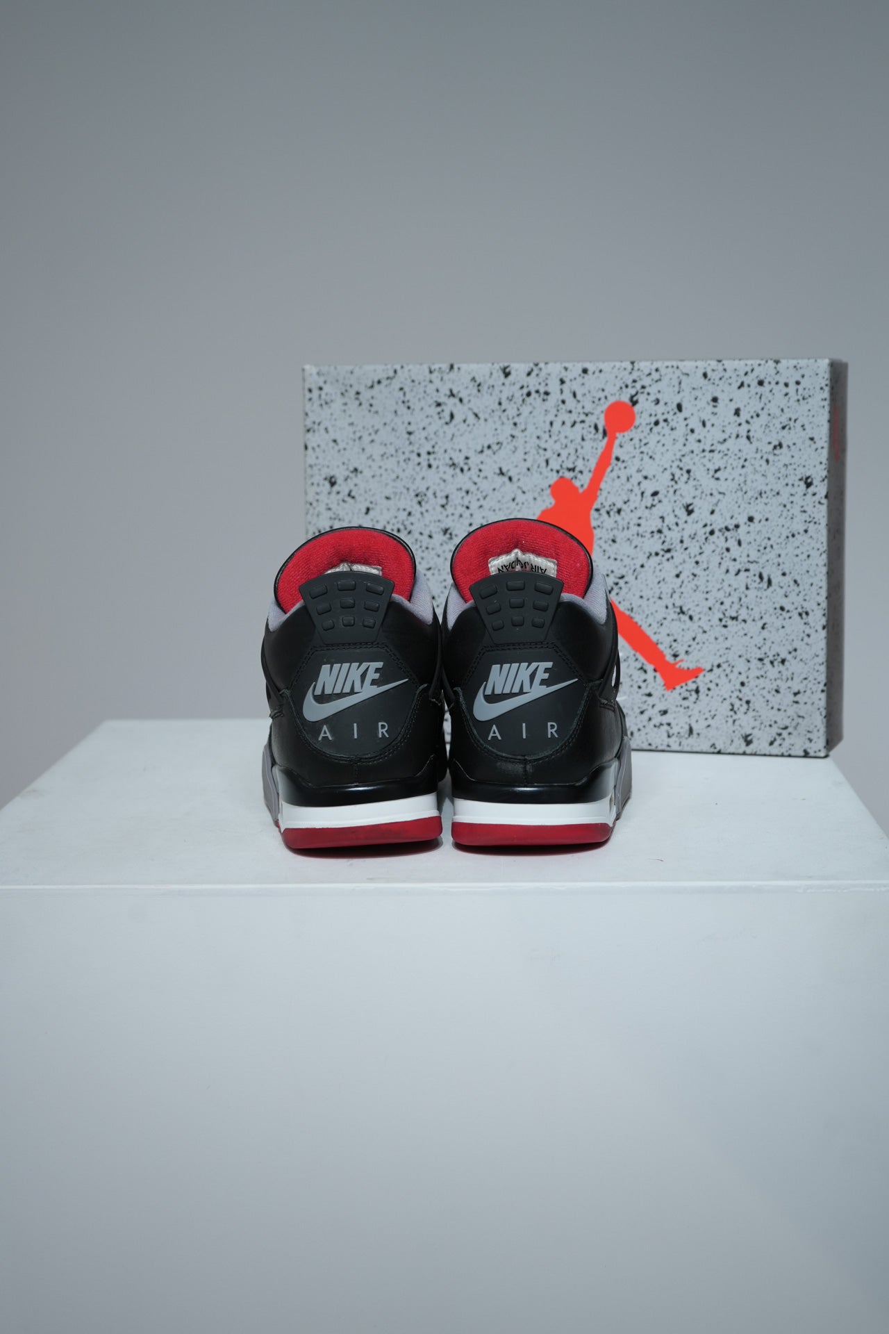 Jordan 4 Bred Reimagined (Taille 42,5)