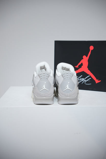 Jordan 4 Frozen Moments (Taille 42)