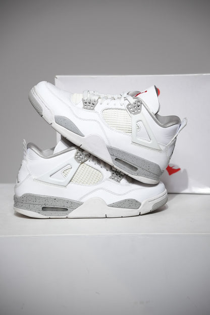 Jordan 4 White Oreo (Taille 42)