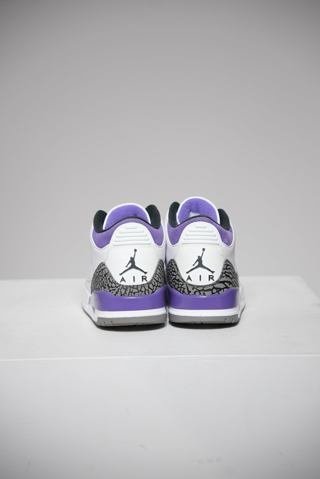 Jordan 3 Dark Iris (Taille 42)