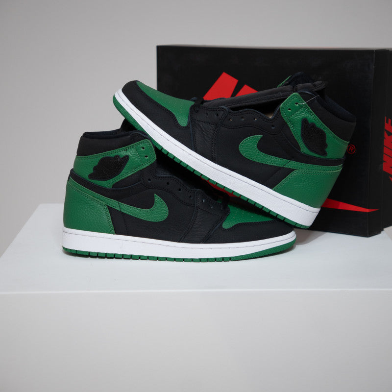 Jordan 1 High Pine green (Taille 40,5)