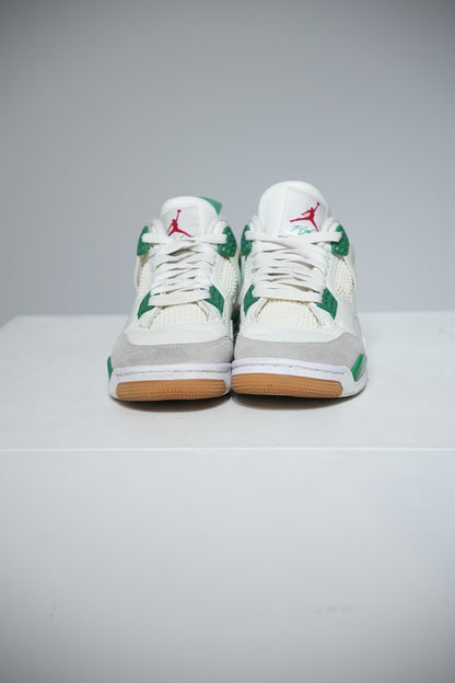 Jordan 4 SB pine Green (Taille 38)