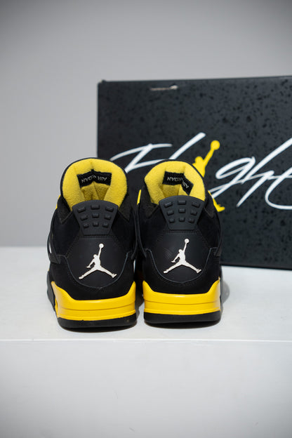 Jordan 4 Thunder (Taille 44)