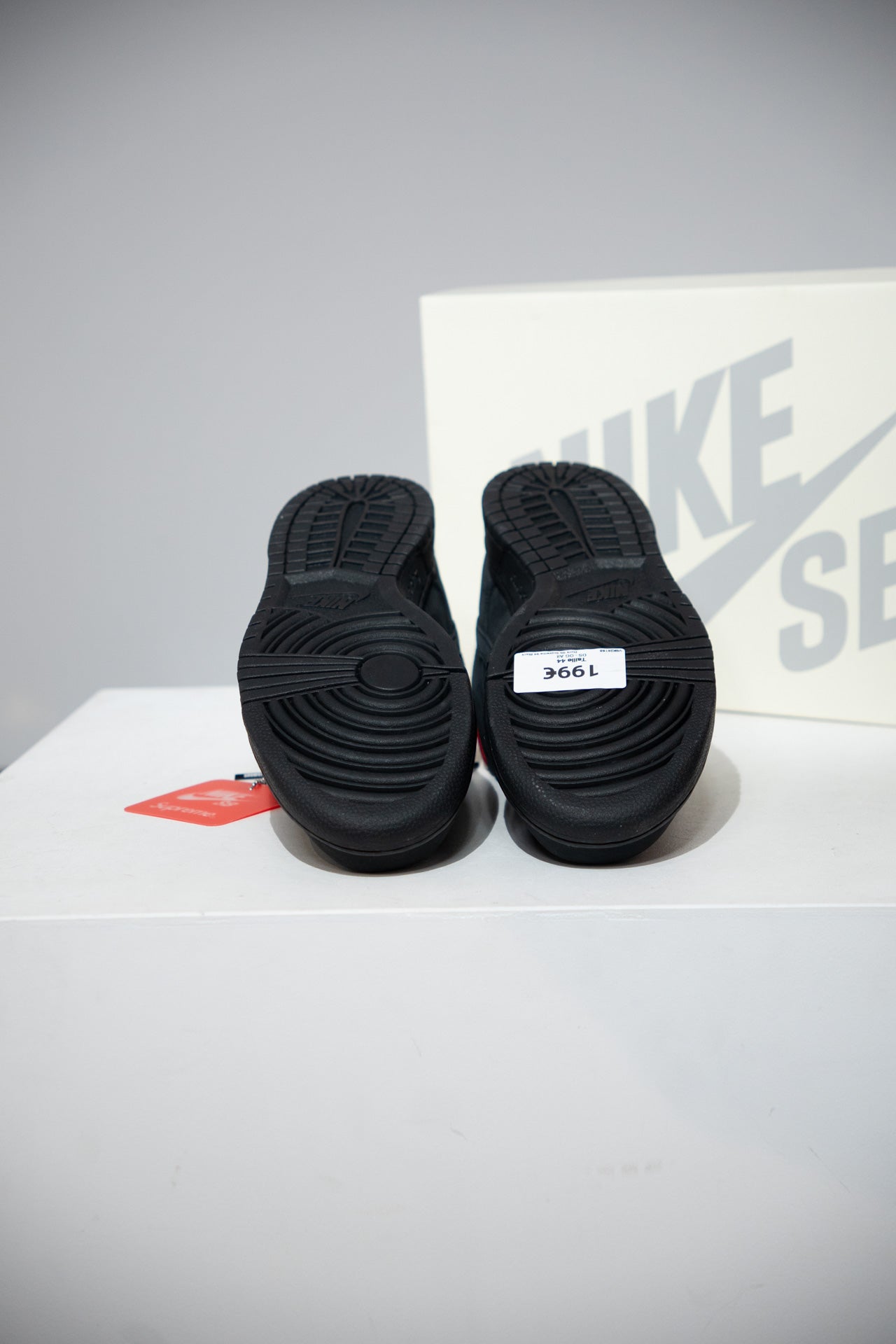 Dunk Sb Supreme 94 Black (Taille 44)